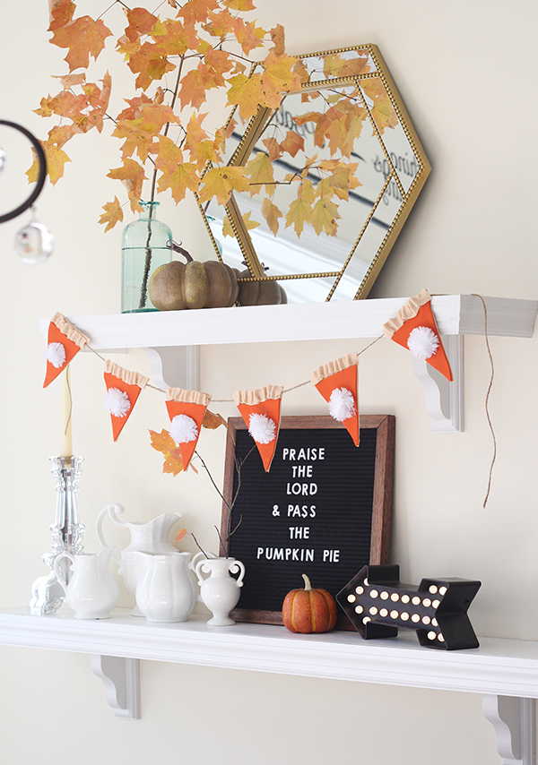 no sew felt pumpkin pie slice bunting for Thanksgiving