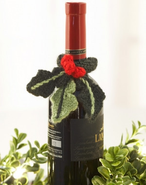 Holly crochet wine bottle decoration