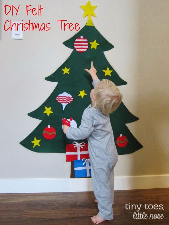 Felt Christmas tree activity for toddlers