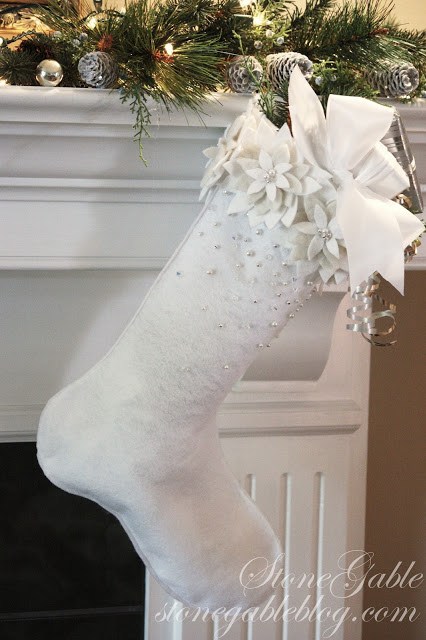 White felt monochromatic poinsettia Christmas stocking tutorial