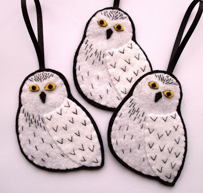 Hedwig snow owl felt Harry Potter Christmas ornament tutorial