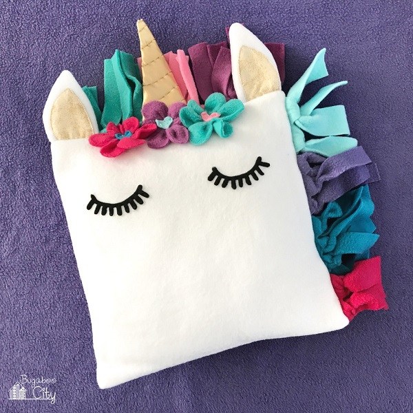 unicorn fleece pillow tutorial