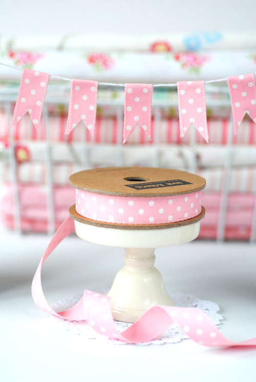 ribbon mini bunting tutorial