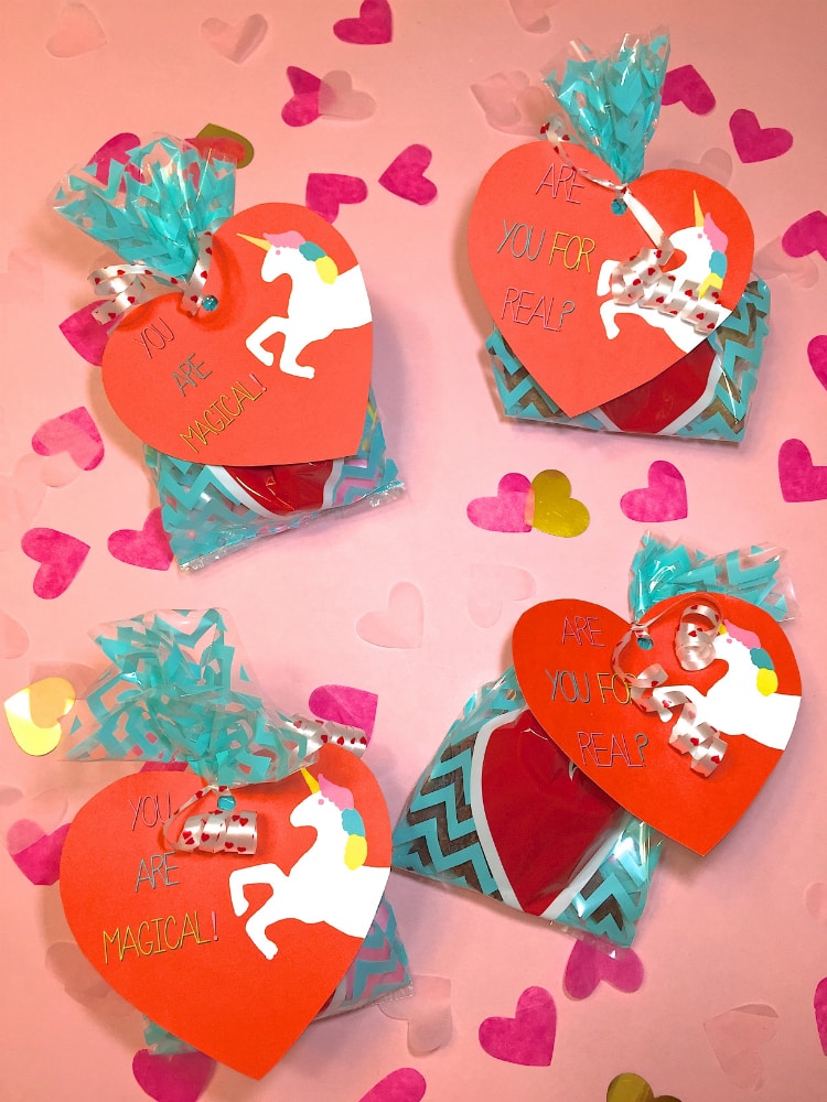 Printable unicorn valentine gift tags