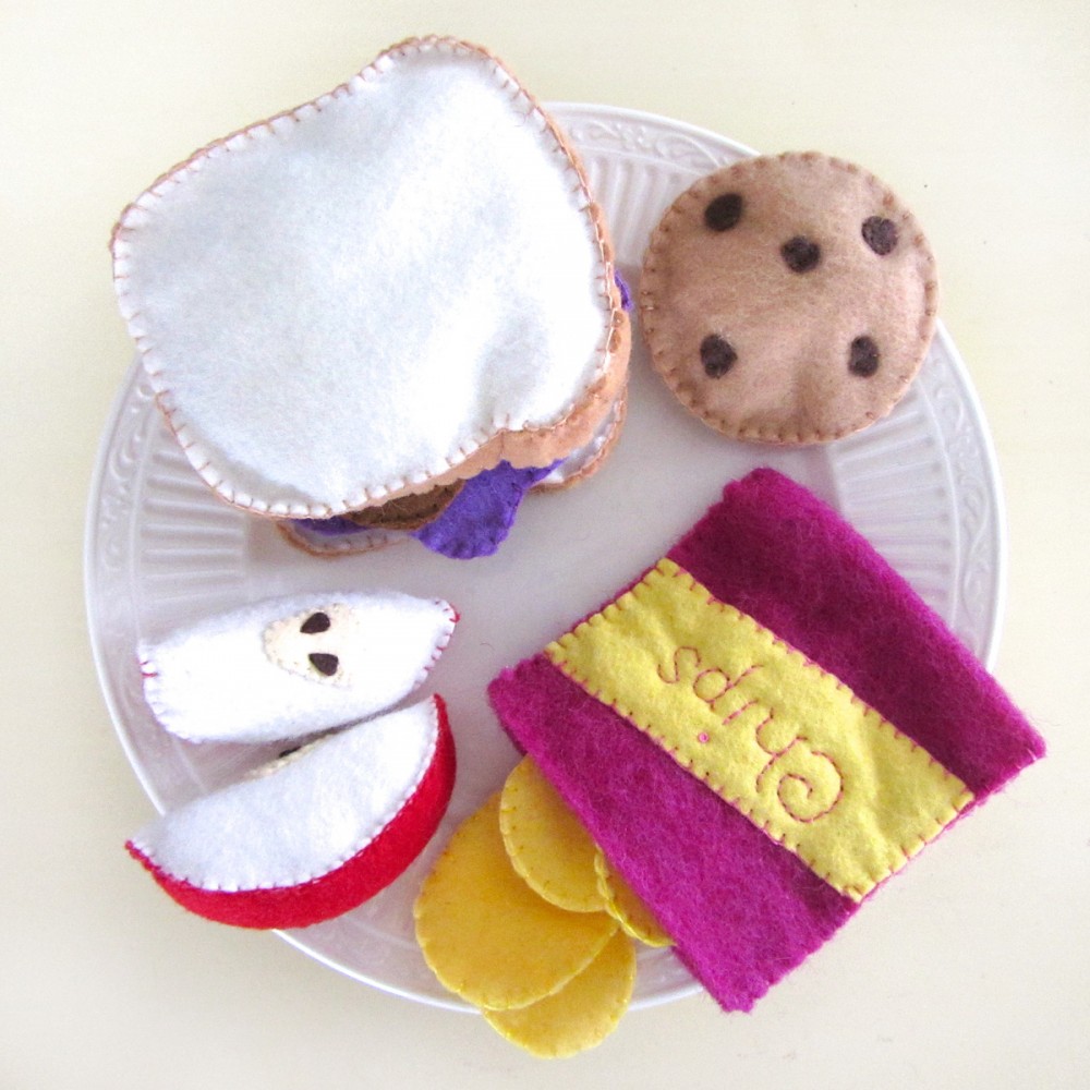 DIY felt play food sandwich patterns