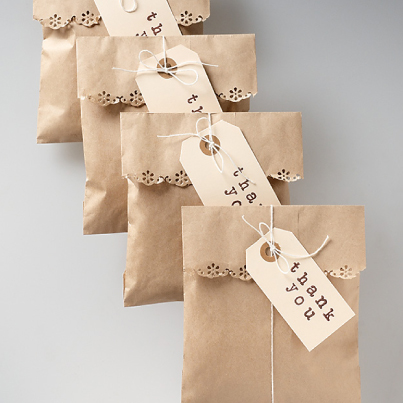 Simple kraft paper favor bag idea