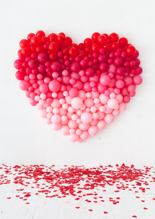 giant ombre valentine's day balloon heart tutorial